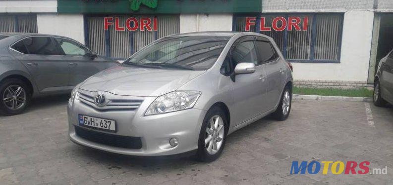 2010' Toyota Auris photo #1
