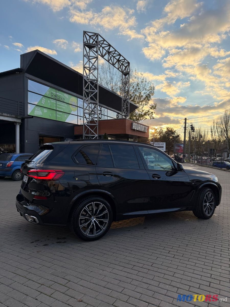 2020' BMW X5 photo #3