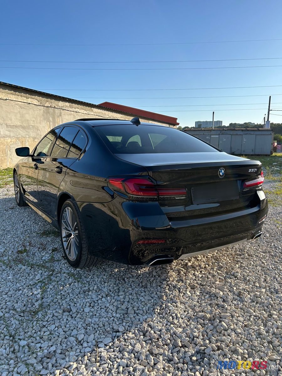 2019' BMW 5 Series photo #4