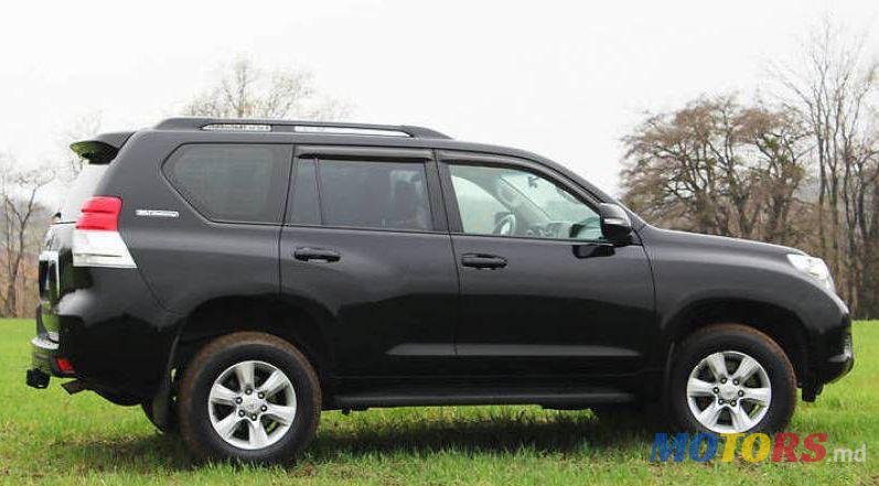 2009' Toyota Land Cruiser Prado photo #1