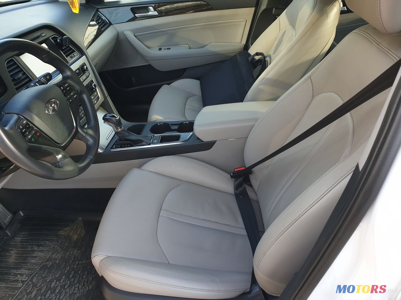 2017' Hyundai Sonata photo #5