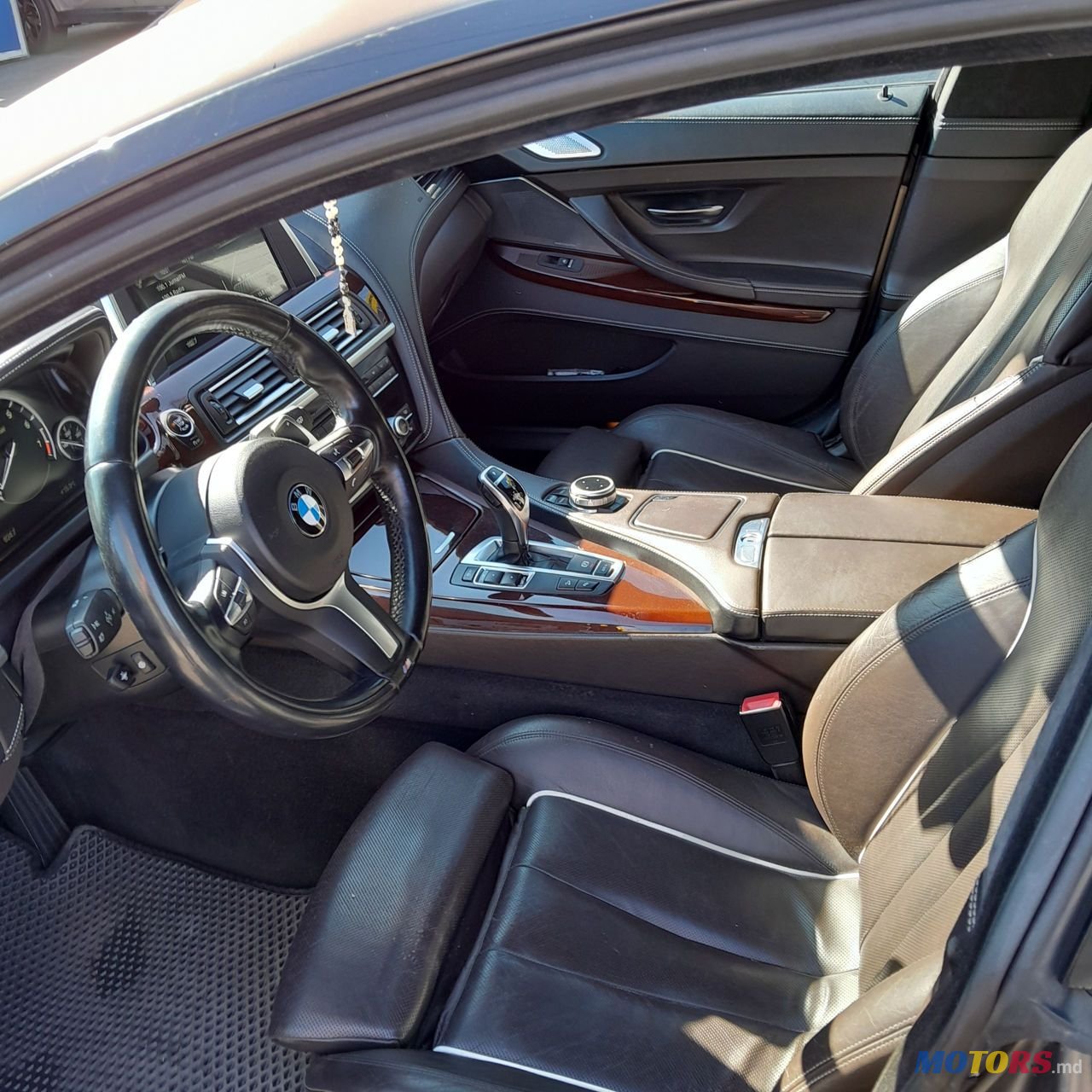 2014' BMW 5 Series photo #5