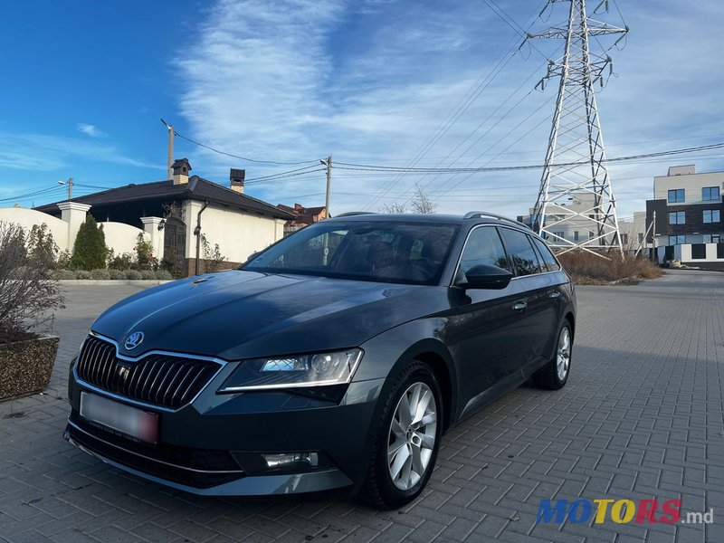 2019' Skoda Superb photo #1