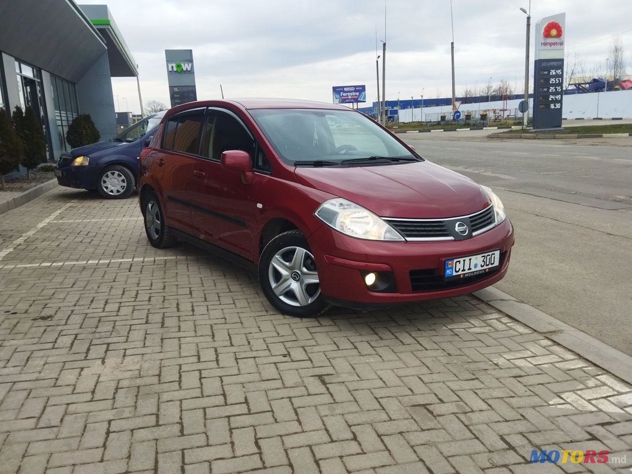 2008' Nissan Tiida photo #2