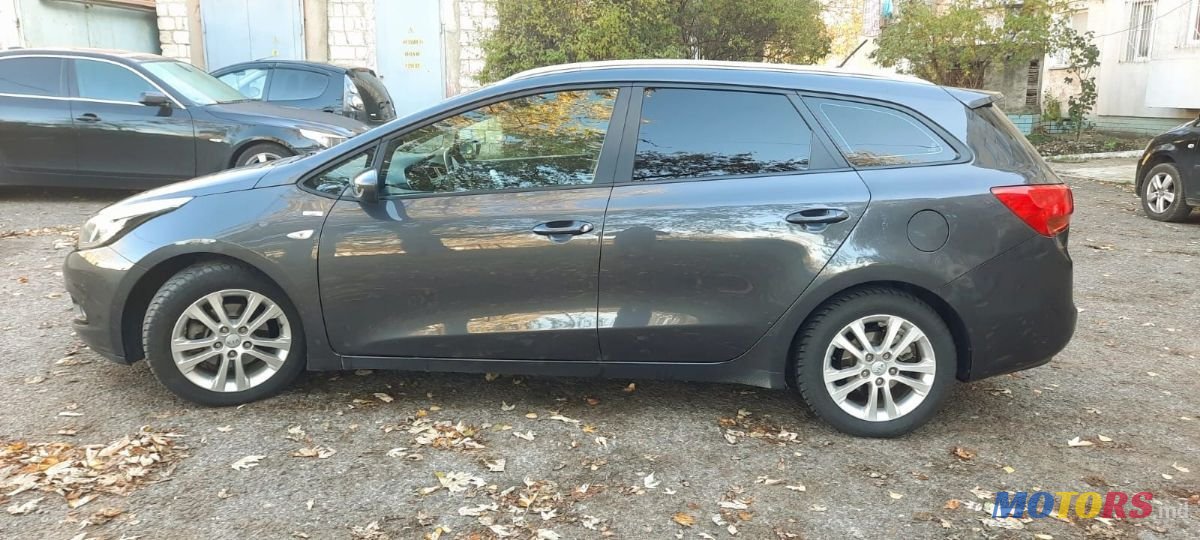 2012' Kia Ceed Sw photo #6