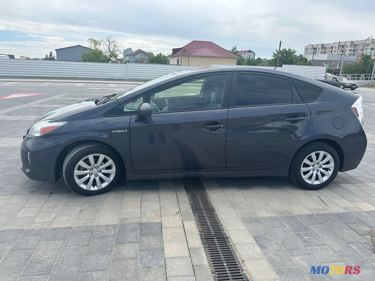 2015' Toyota Prius photo #3