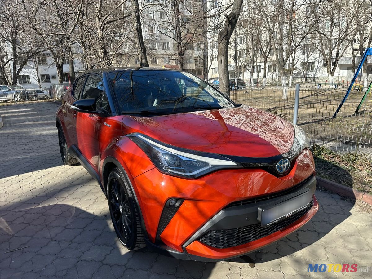 2020' Toyota C-HR photo #1