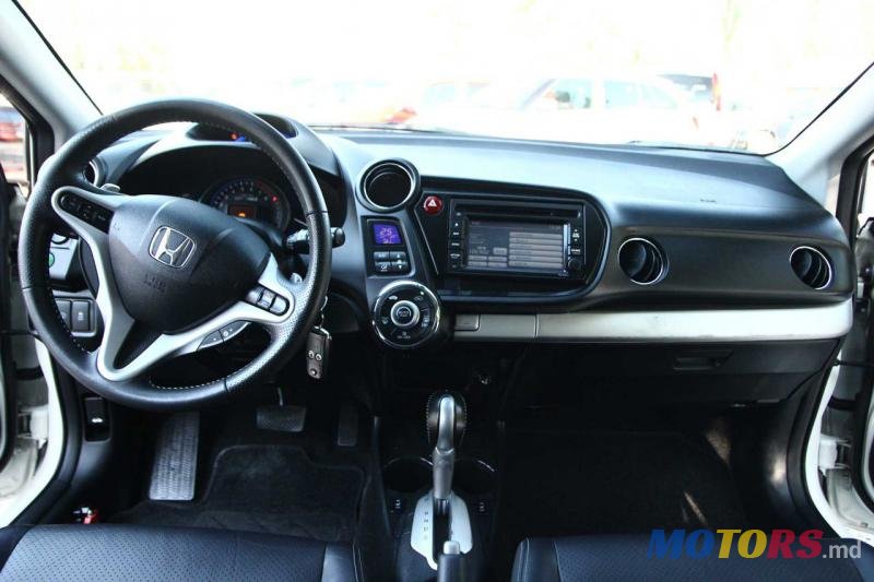 2012' Honda Insight photo #3