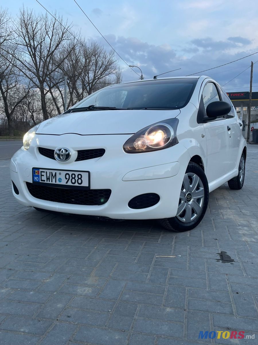 2009' Toyota Aygo photo #1