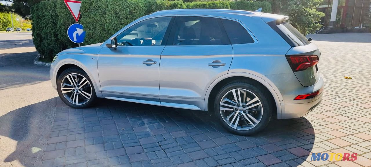 2018' Audi Q5 photo #5