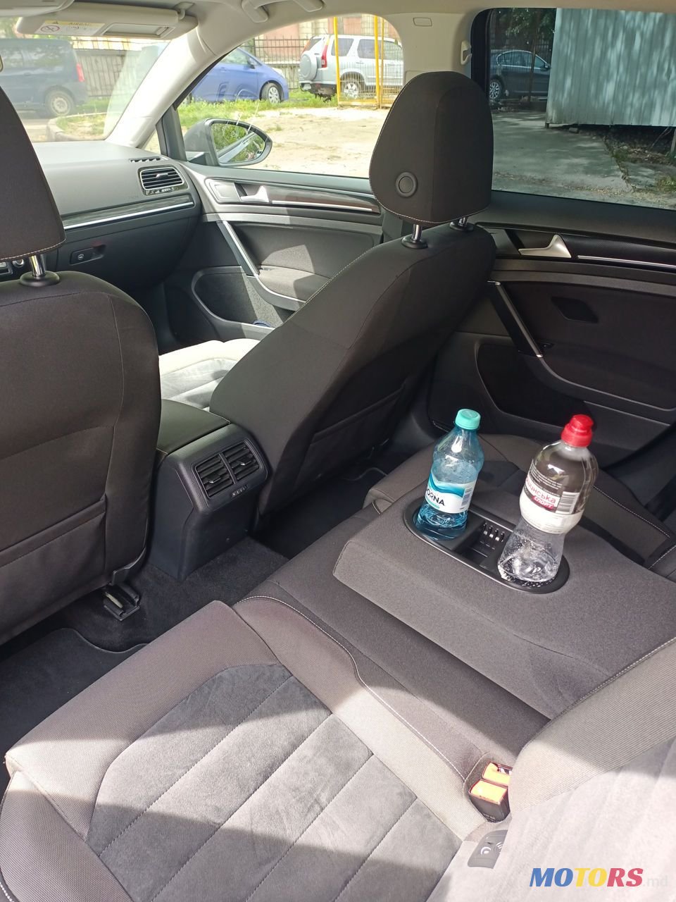 2014' Volkswagen Golf photo #3