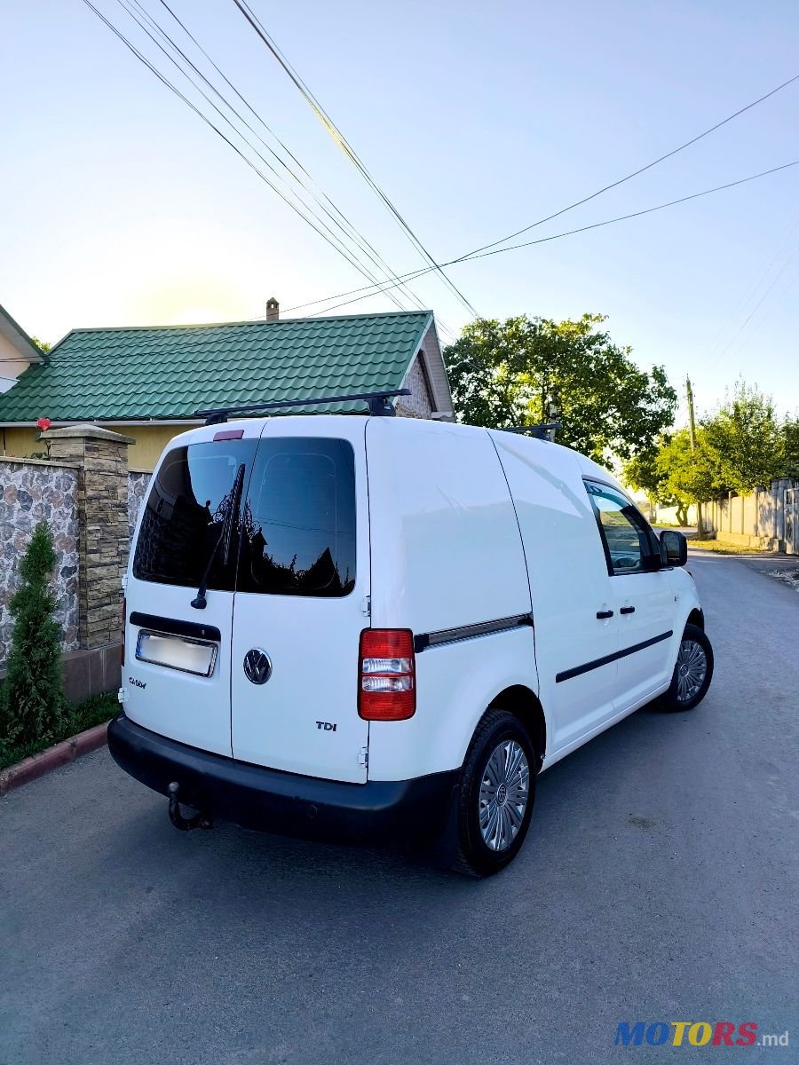 2015' Volkswagen Caddy photo #5