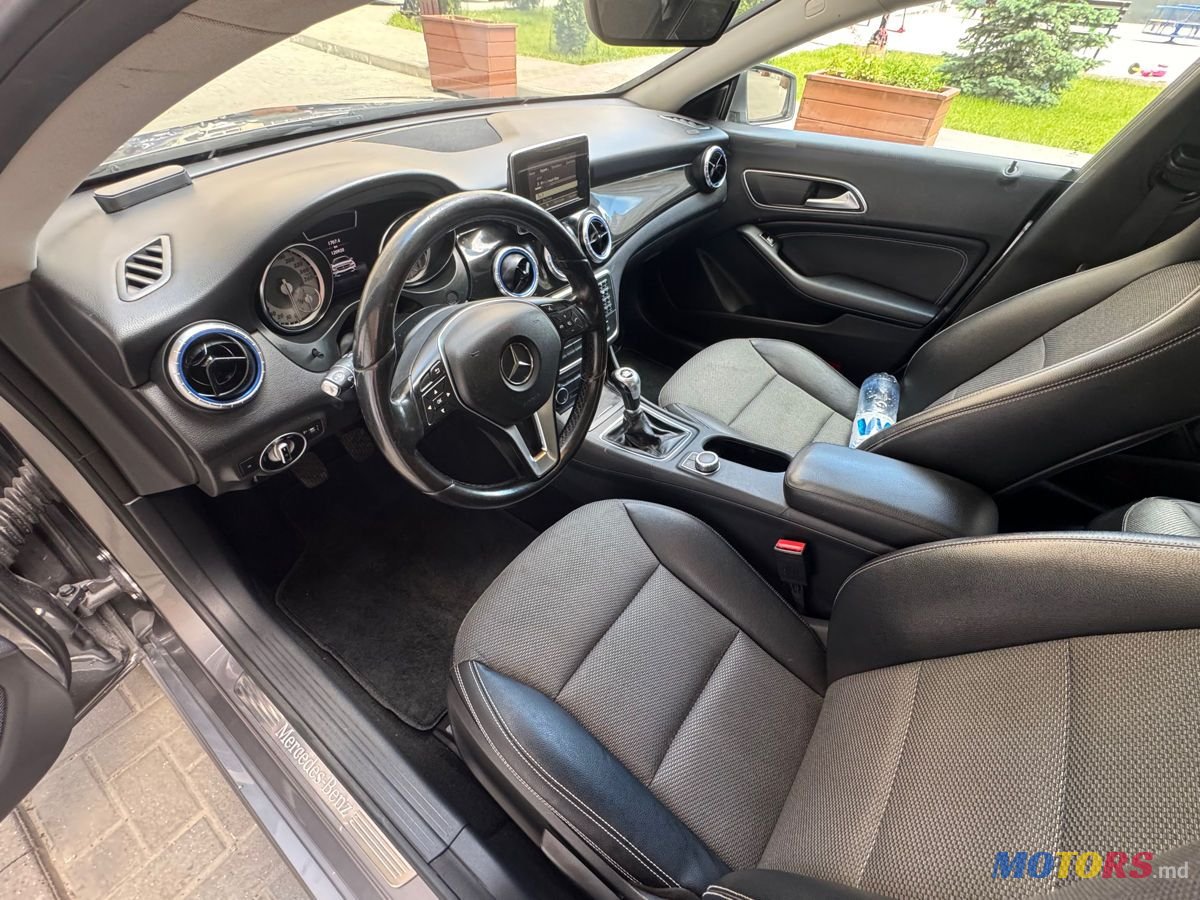 2014' Mercedes-Benz CLA photo #5