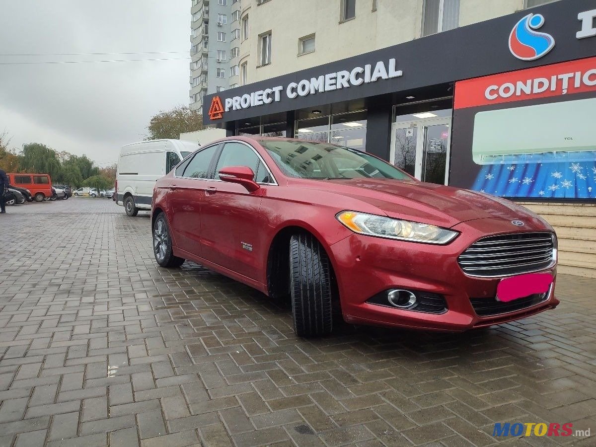 2013' Ford Mondeo photo #3