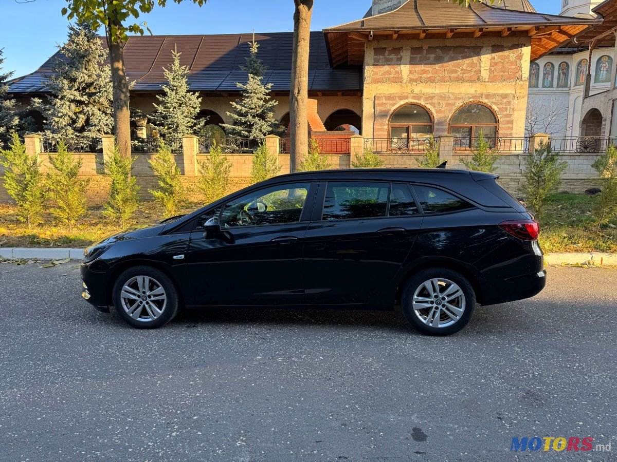 2021' Opel Astra photo #4