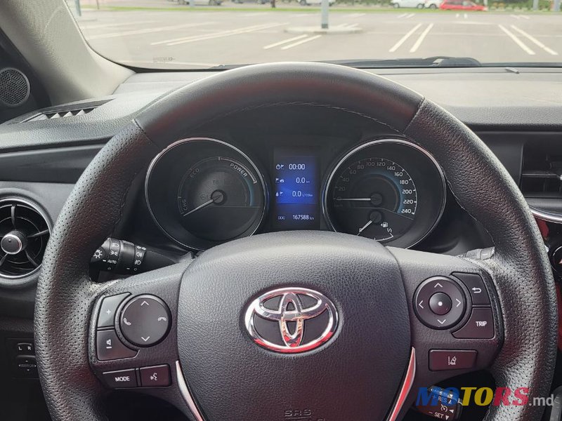 2018' Toyota Auris photo #4