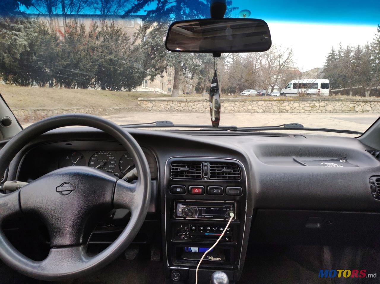 1994' Nissan Primera photo #5