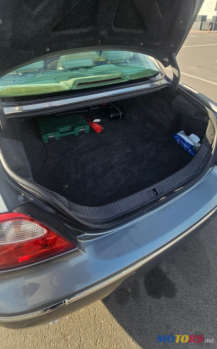 2004' Jaguar S-Type photo #5