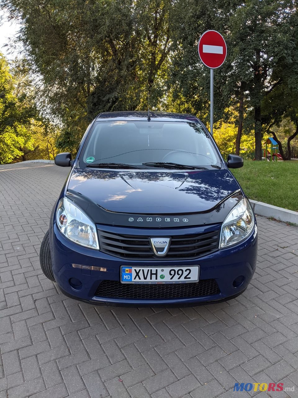 2009' Dacia Sandero photo #2