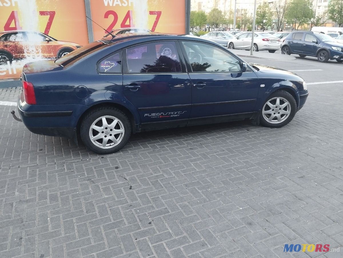 1999' Volkswagen Passat photo #4