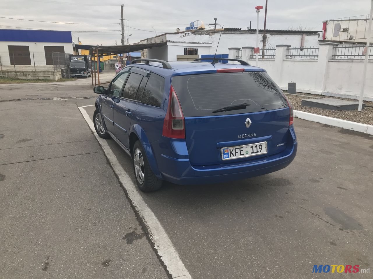 2008' Renault Megane photo #4