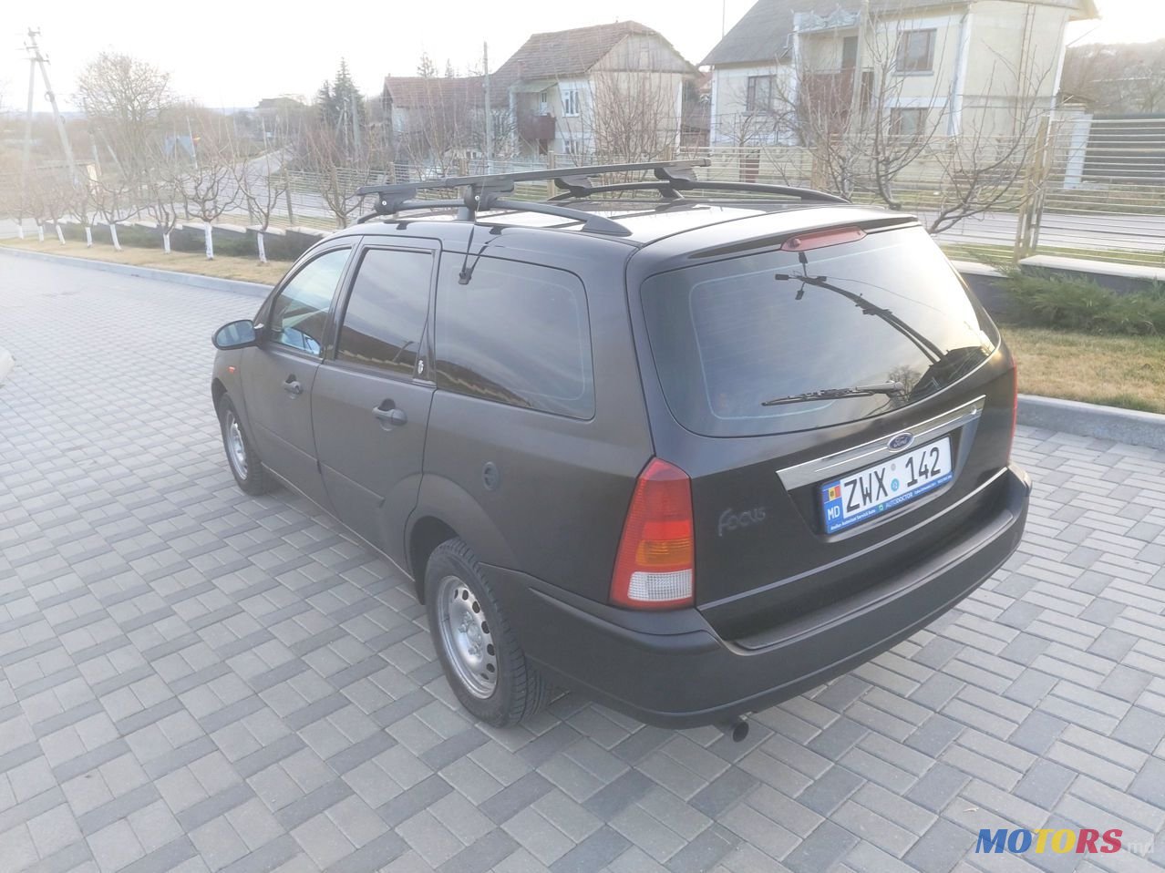 2004' Ford Focus photo #4