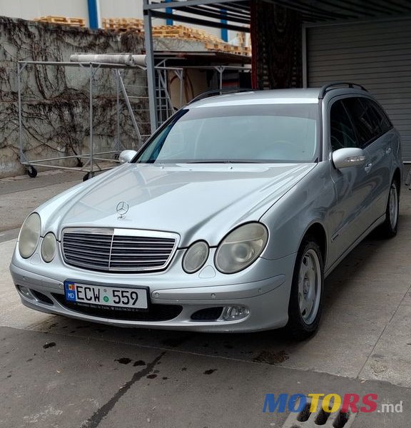 2005' Mercedes-Benz E Класс photo #1