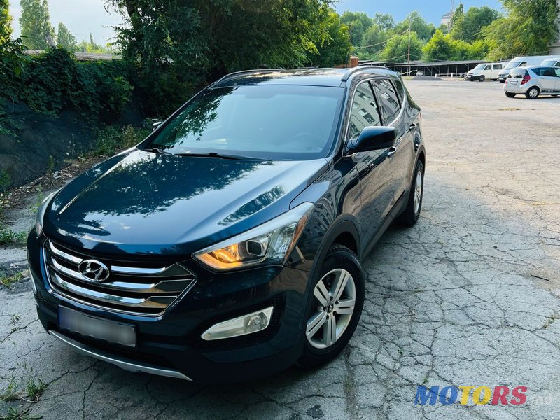 2014' Hyundai Santa Fe photo #3