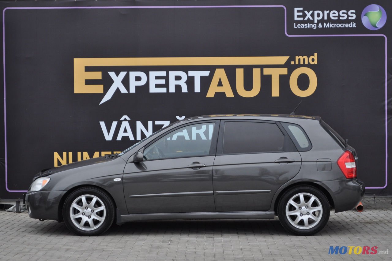 2005' Kia Cerato photo #4