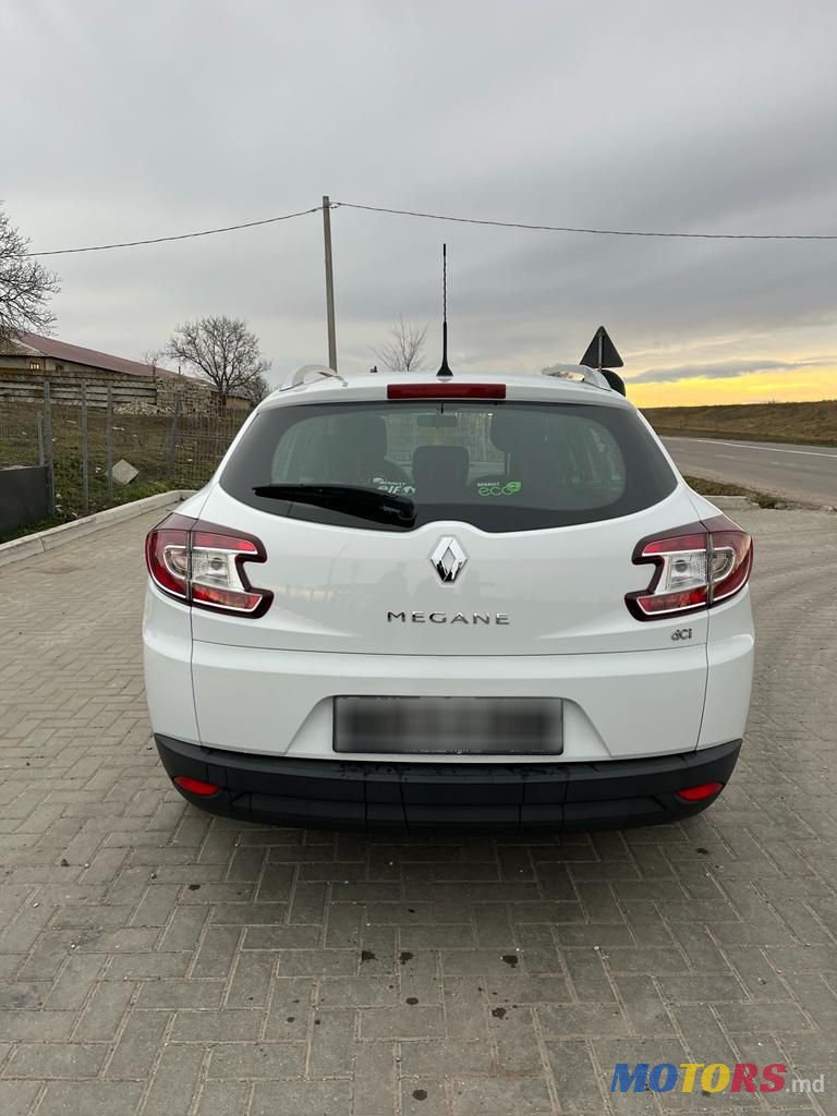 2013' Renault Megane photo #5