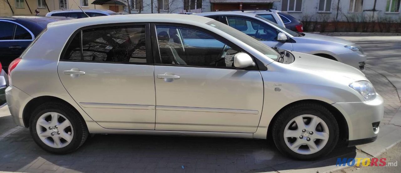 2007' Toyota Corolla photo #1