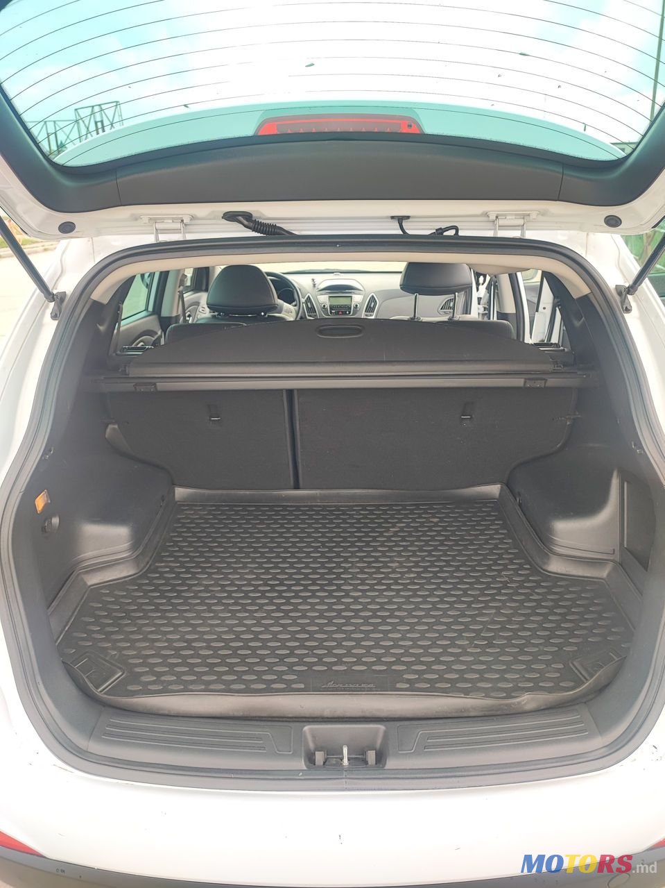 2011' Hyundai Tucson photo #6