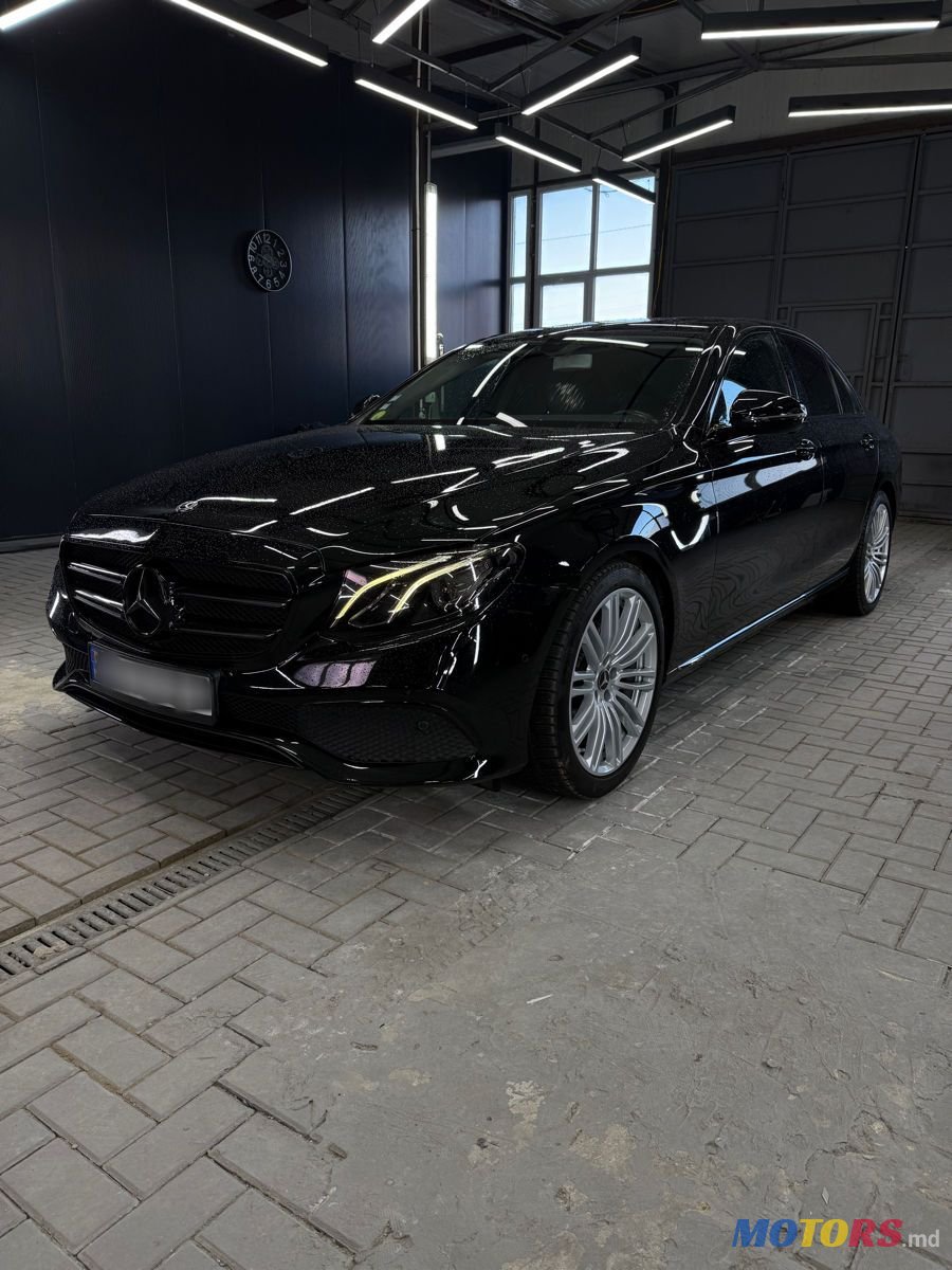 2019' Mercedes-Benz E-Class photo #1