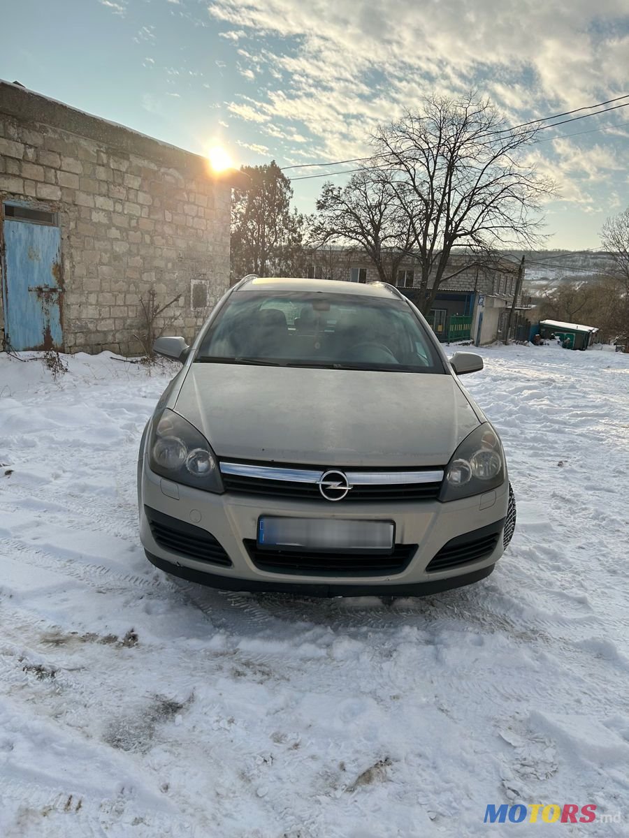 2006' Opel Astra photo #1