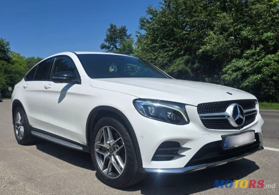 2018' Mercedes-Benz Glc Coupe photo #2