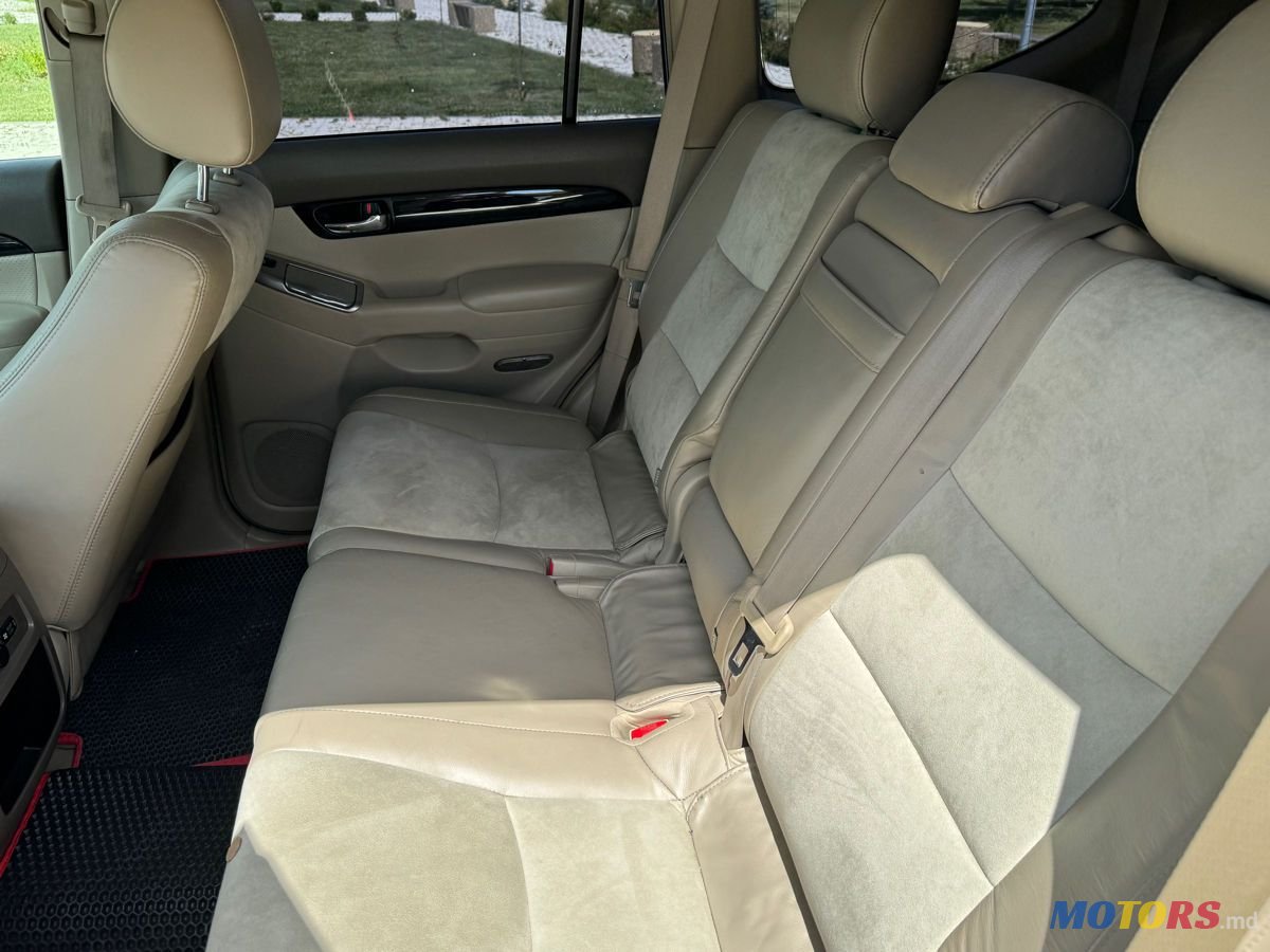 2009' Toyota Land Cruiser Prado photo #4