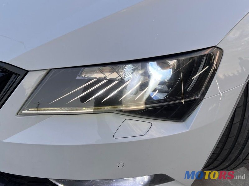 2018' Skoda Superb photo #2