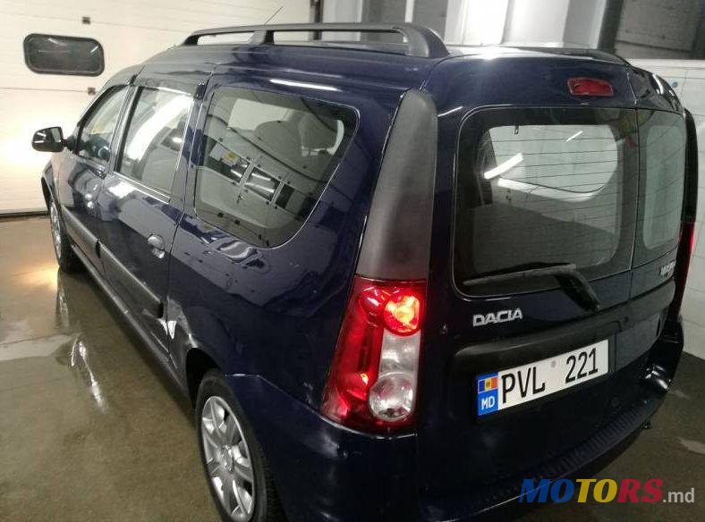 2010' Dacia Logan Mcv photo #2