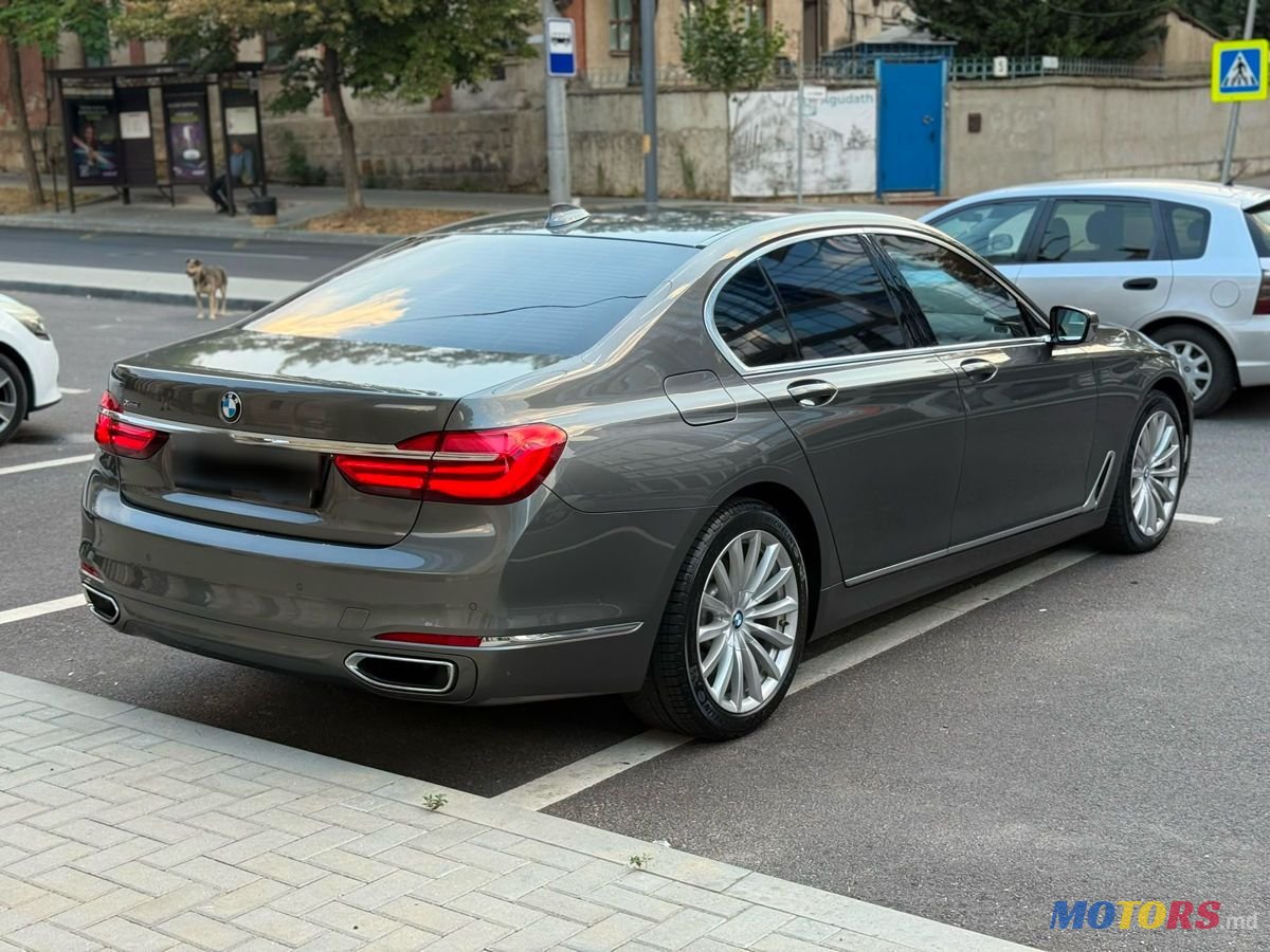 2017' BMW 7 Series photo #3