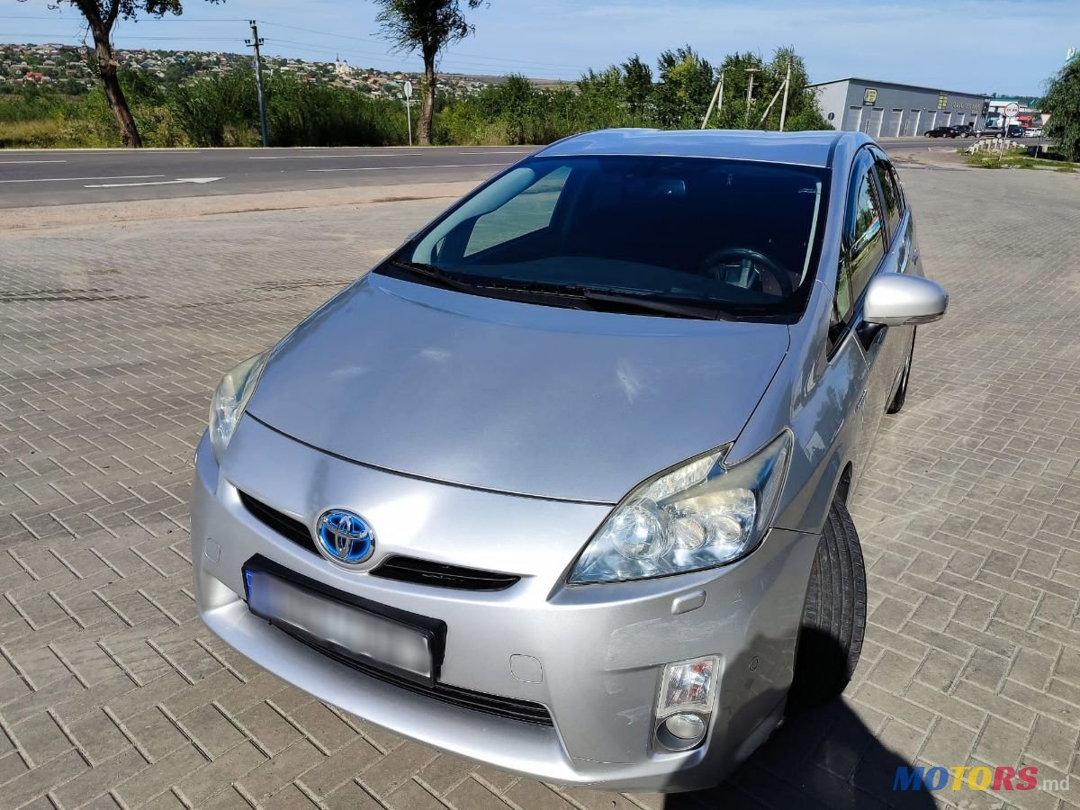 2011' Toyota Prius photo #1