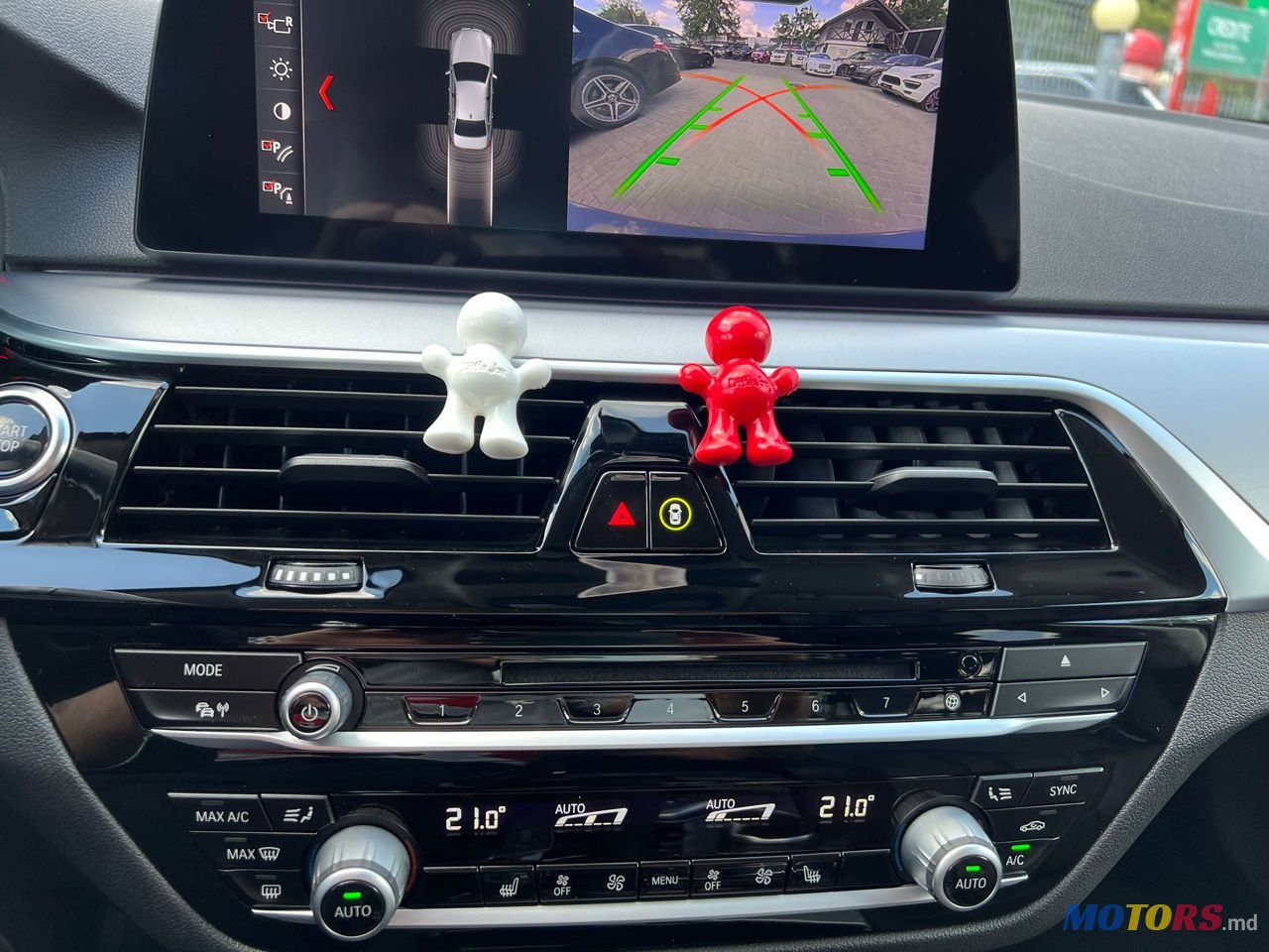 2018' BMW 5 Series photo #5