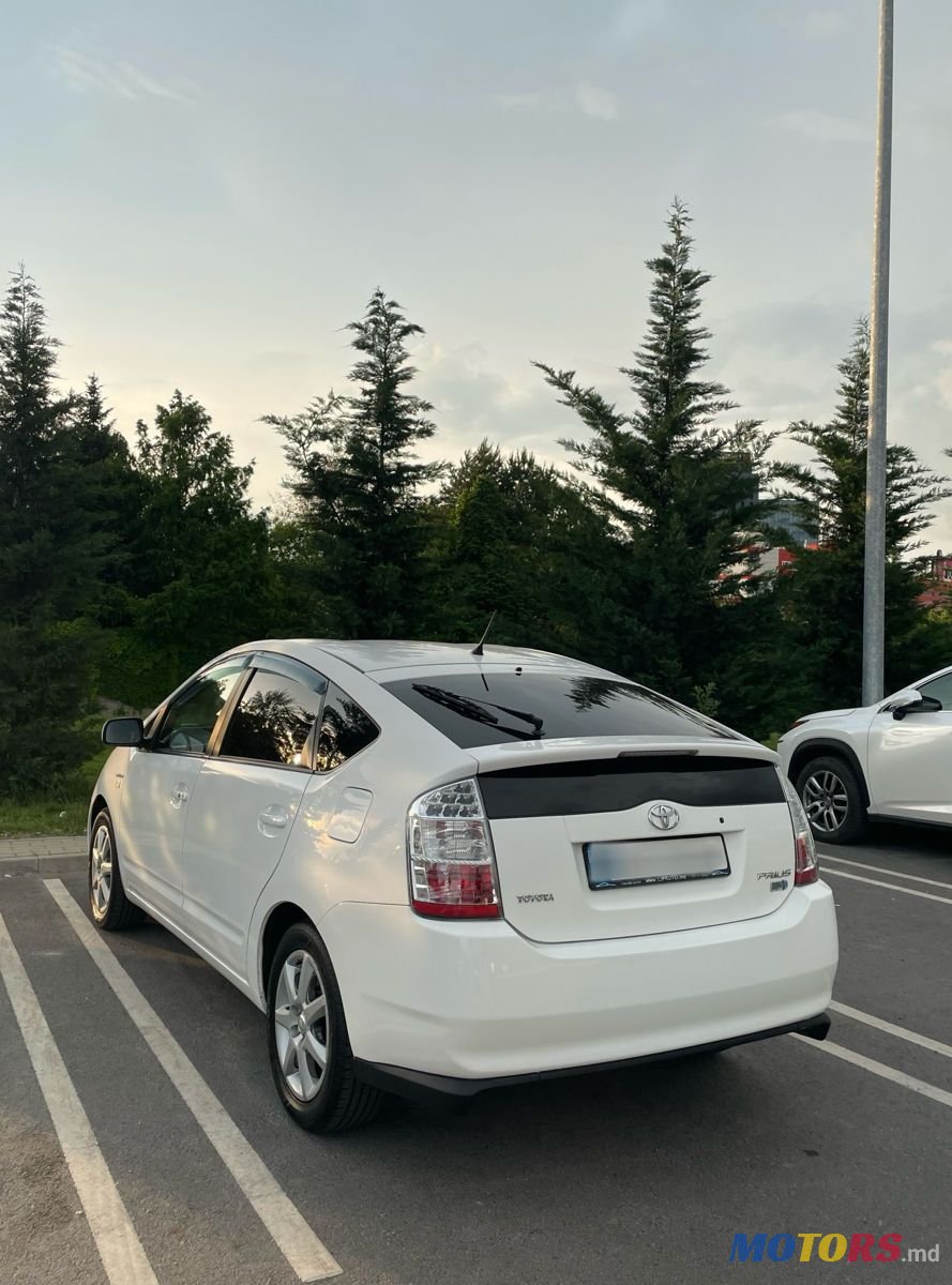 2008' Toyota Prius photo #4