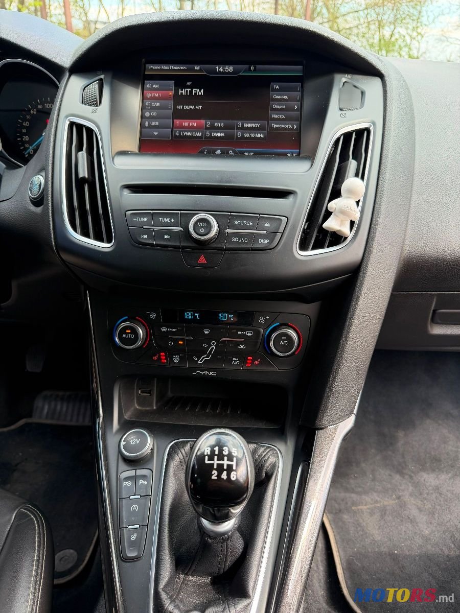 2016' Ford Focus photo #1