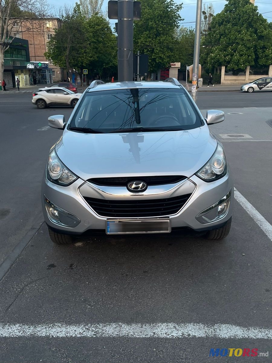 2012' Hyundai Tucson photo #2