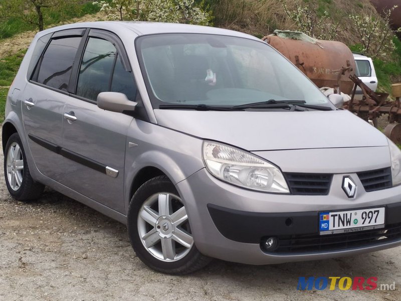 2004' Renault Scenic photo #2