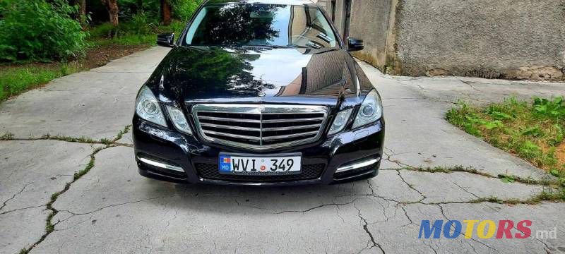 2010' Mercedes-Benz E photo #2