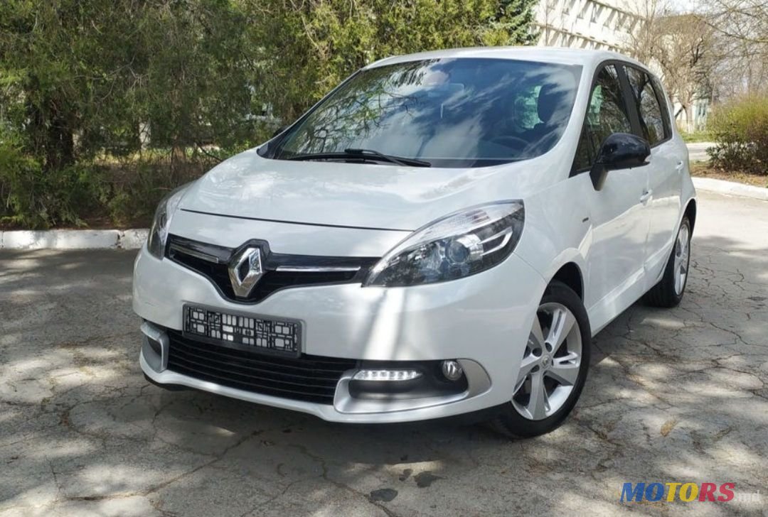 2015' Renault Scenic photo #3