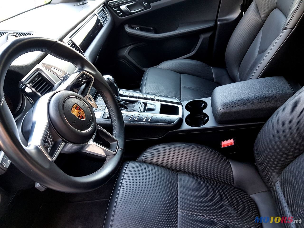 2018' Porsche Macan photo #6