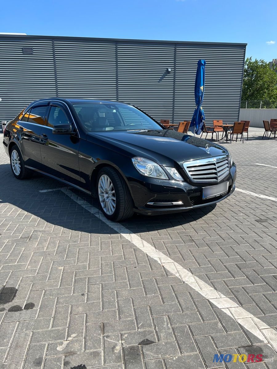2013' Mercedes-Benz E-Class photo #4