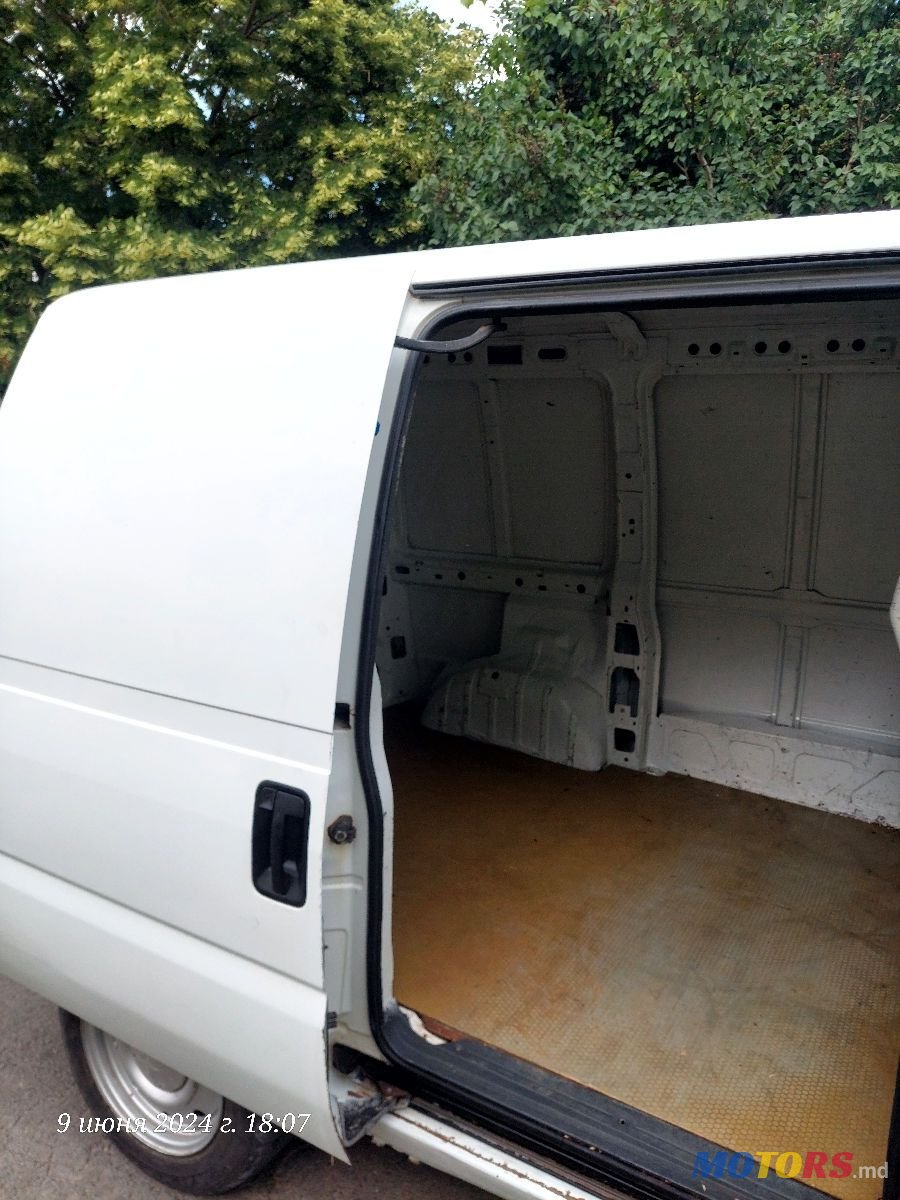 2002' Peugeot Expert photo #5